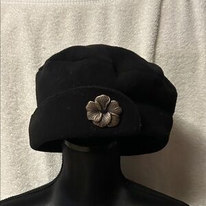 Elegant Black Fleece Women's Hat with Silver Floral Accent